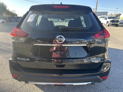 2020 Nissan Rogue S
