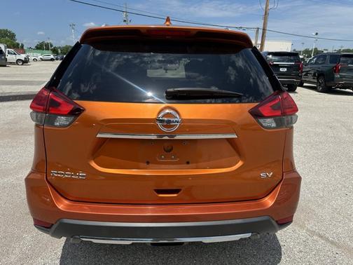 2017 Nissan Rogue SV