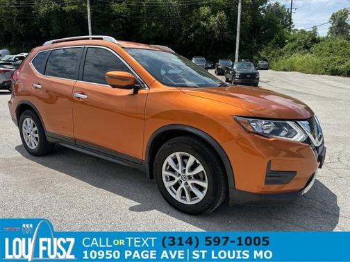 2017 Nissan Rogue SV