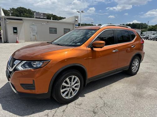 2017 Nissan Rogue SV