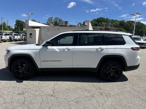 2023 Jeep Grand Cherokee L Altitude
