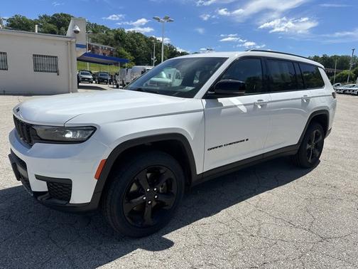 2023 Jeep Grand Cherokee L Altitude