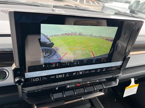 2025 GMC HUMMER EV SUV 2X