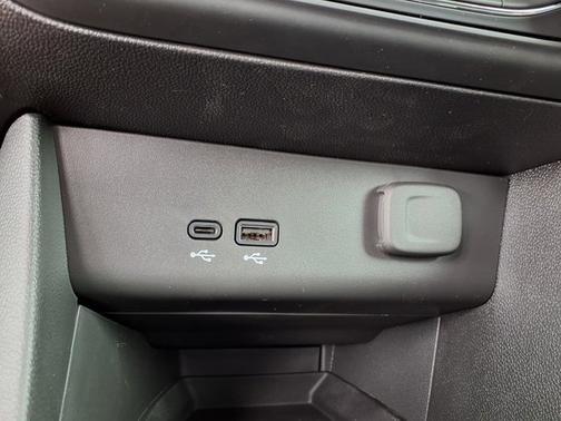 Summit White 2026 Buick Encore GX Preferred