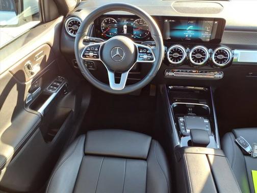 2022 Mercedes-Benz GLB 250 GLB 250