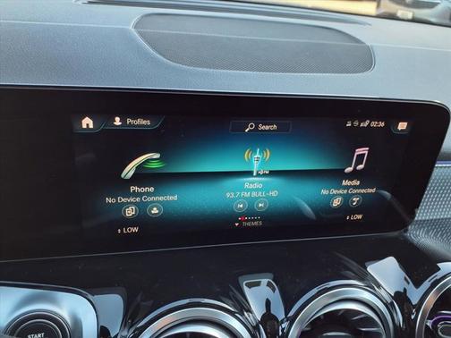 2022 Mercedes-Benz GLB 250 GLB 250