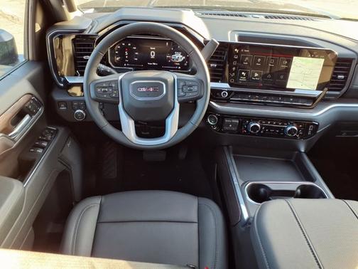 2026 GMC Sierra 2500 SLT