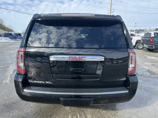 2016 GMC Yukon XL Denali
