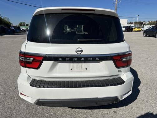 2022 Nissan Armada SL