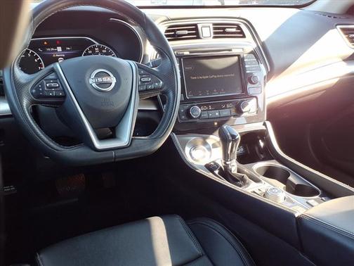 2023 Nissan Maxima SV