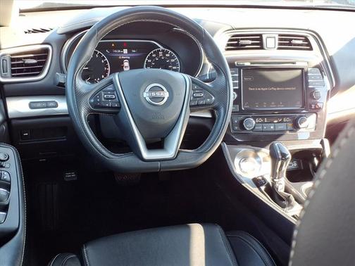 2023 Nissan Maxima SV