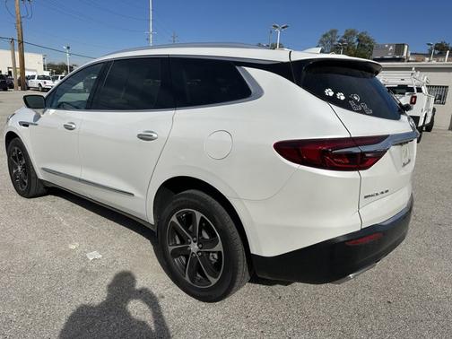 2021 Buick Enclave Essence