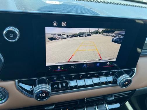 2025 GMC Canyon 4WD AT4