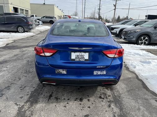 2015 Chrysler 200 S