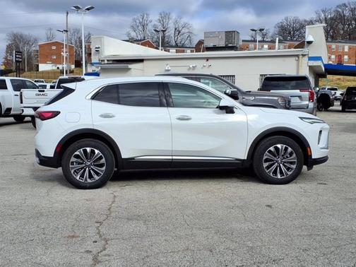 2025 Buick Envision Preferred