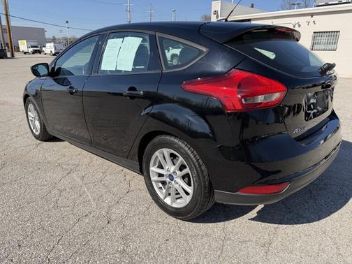 Shadow Black 2018 Ford Focus SE