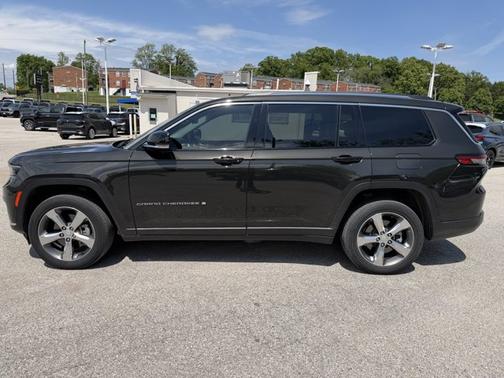 Rocky Mountain Pearlcoat 2022 Jeep Grand Cherokee L Limited