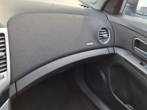 2015 Chevrolet Cruze 1LT