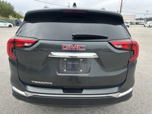 2021 GMC Terrain SLT