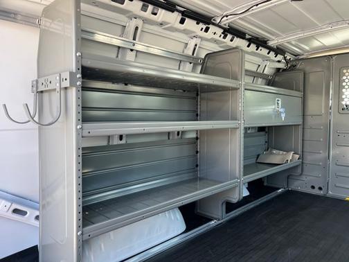 2025 GMC Savana 2500 Work Van