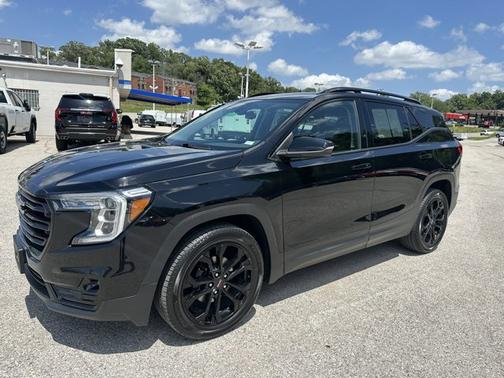 2022 GMC Terrain SLT