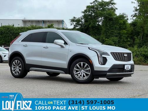 2022 Cadillac XT4 AWD Premium Luxury