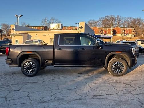 2025 GMC Sierra 2500 Denali