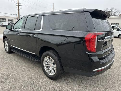 2021 GMC Yukon XL SLT