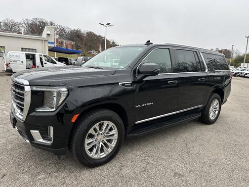 2021 GMC Yukon XL SLT
