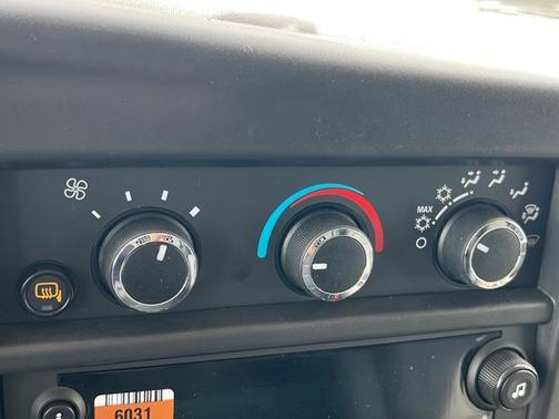 2025 GMC Savana 2500 Work Van