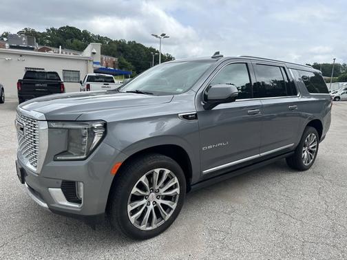 2022 GMC Yukon XL Denali