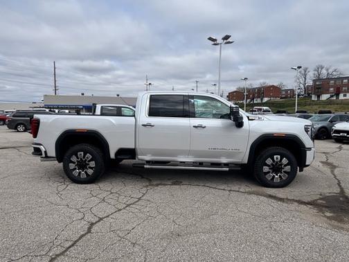 2025 GMC Sierra 2500 Denali