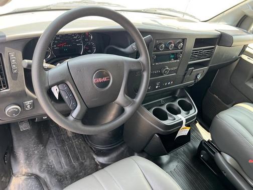 2025 GMC Savana 2500 Work Van