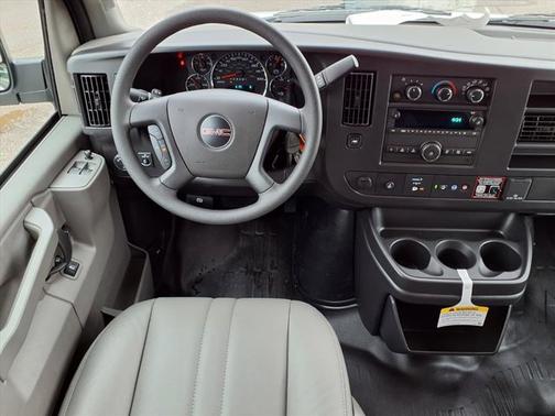 2025 GMC Savana 3500 Work Van