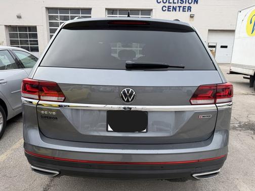2021 Volkswagen Atlas 3.6L SE w/Technology