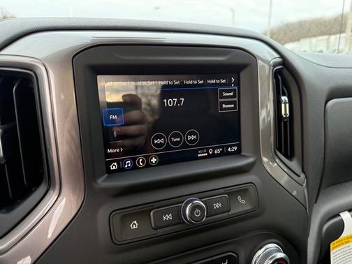 2025 GMC Sierra 1500 Pro