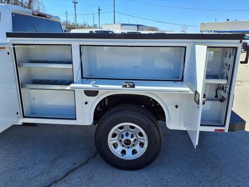 2026 GMC Sierra 3500 Pro