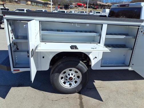 2026 GMC Sierra 3500 Pro