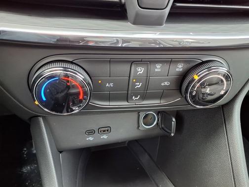 Summit White 2026 Buick Encore GX Preferred