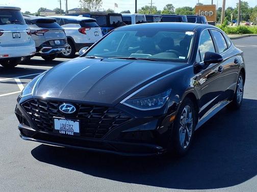 2023 Hyundai SONATA SEL