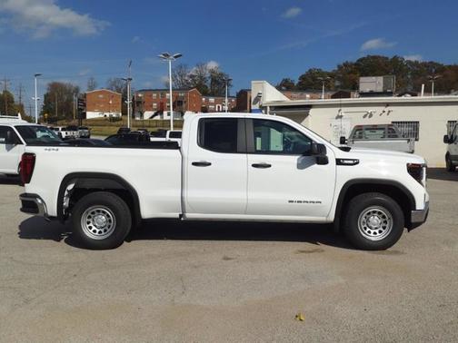 2025 GMC Sierra 1500 Pro