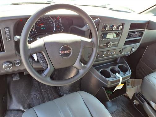 2025 GMC Savana 2500 Work Van