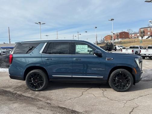 2025 GMC Yukon Denali