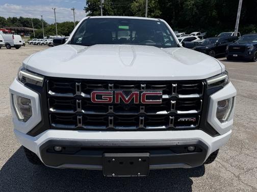 Summit White 2023 GMC Canyon 4WD AT4