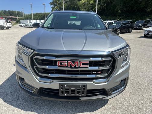 2024 GMC Terrain AT4
