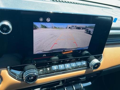 2025 GMC Canyon 4WD AT4