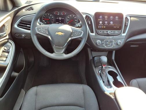 2024 Chevrolet Malibu RS