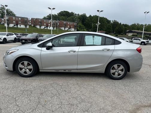 2017 Chevrolet Cruze LS