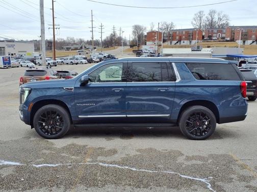 2025 GMC Yukon XL Elevation