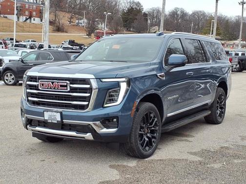 2025 GMC Yukon XL Elevation